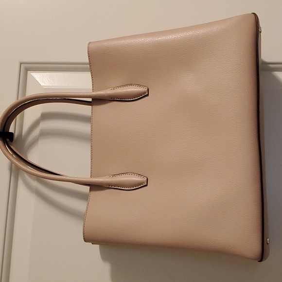 Kate Spade tote - Picture 2 of 8